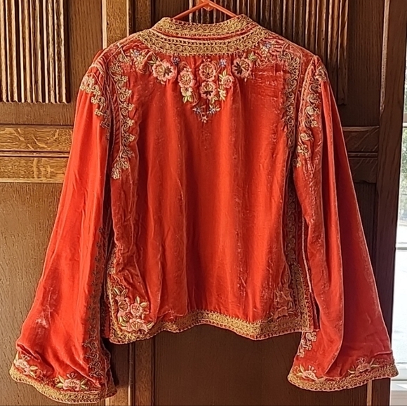 Chasing Unicorns Dark Horse Velvet Jacket - Picture 11 of 12